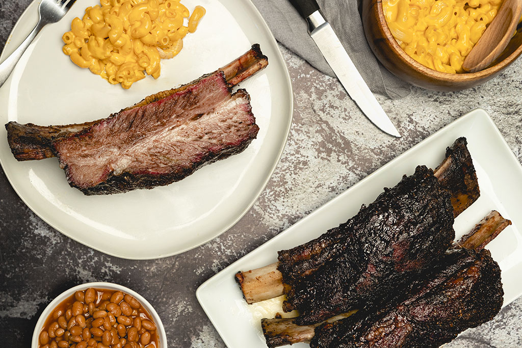 Short Ribs Plated with baked beans and mac n cheese sides Chicago recipe photographer